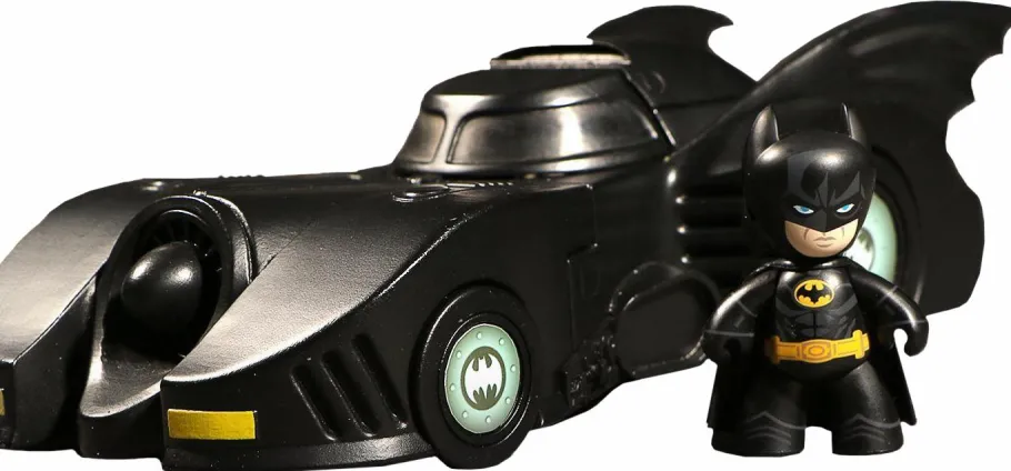 Designer Vinyl>Batman - 1989 Batmobile and 2” Mez-Itz Box Set