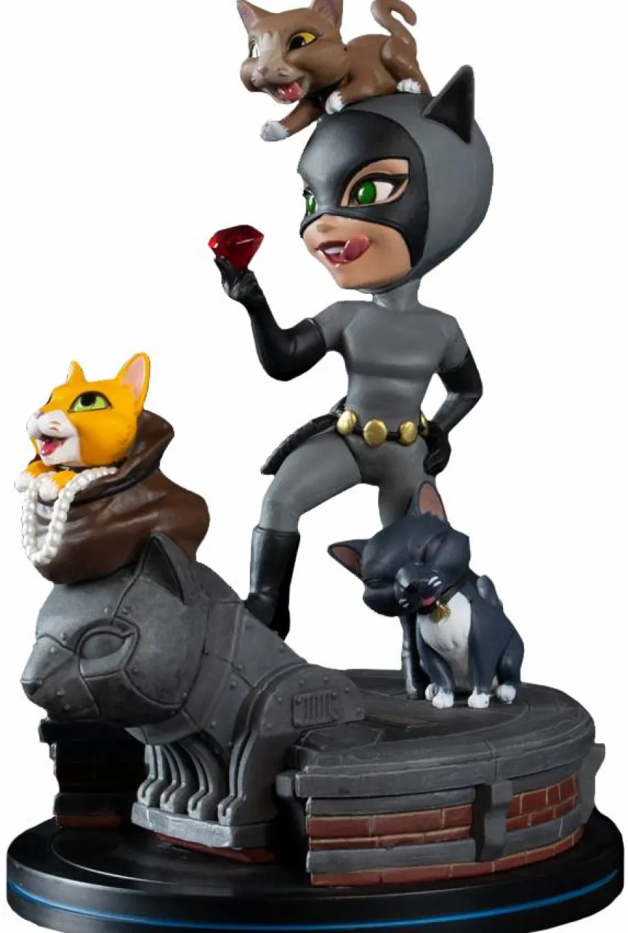 Designer Vinyl>Batman : The Animated Series - Catwoman Q-Fig 5” Vinyl Figure