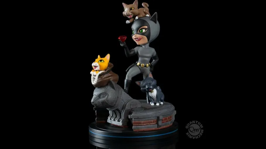 Designer Vinyl>Batman : The Animated Series - Catwoman Q-Fig 5” Vinyl Figure