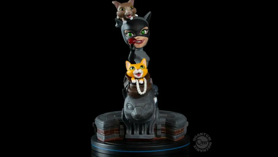 Designer Vinyl>Batman : The Animated Series - Catwoman Q-Fig 5” Vinyl Figure