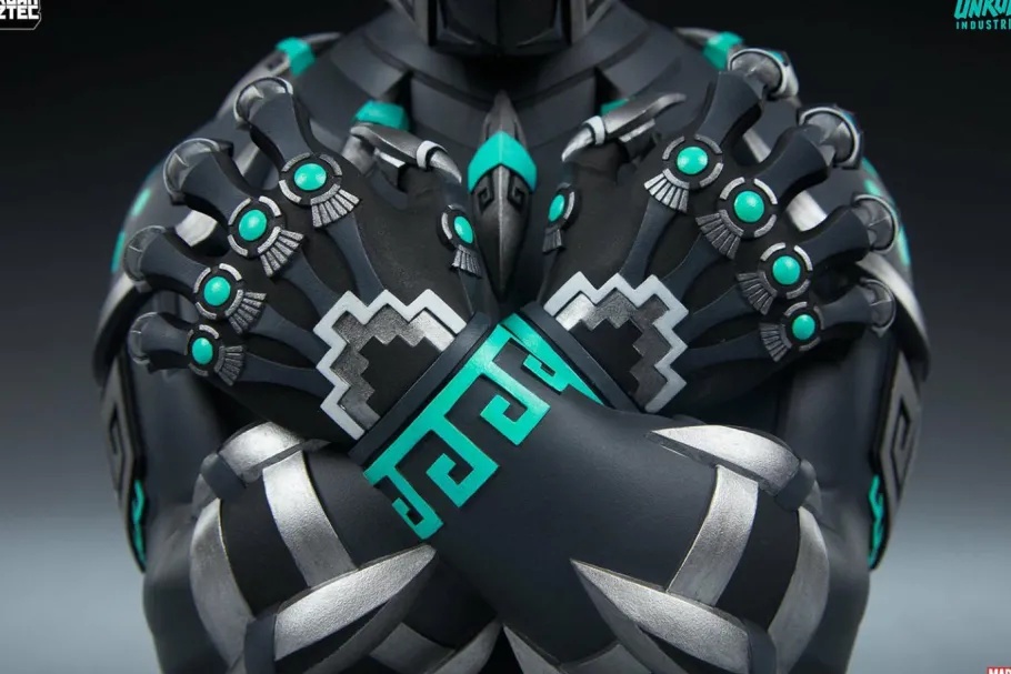 Designer Vinyl>Black Panther - 7” Vinyl Figure by Jesse Hernandez