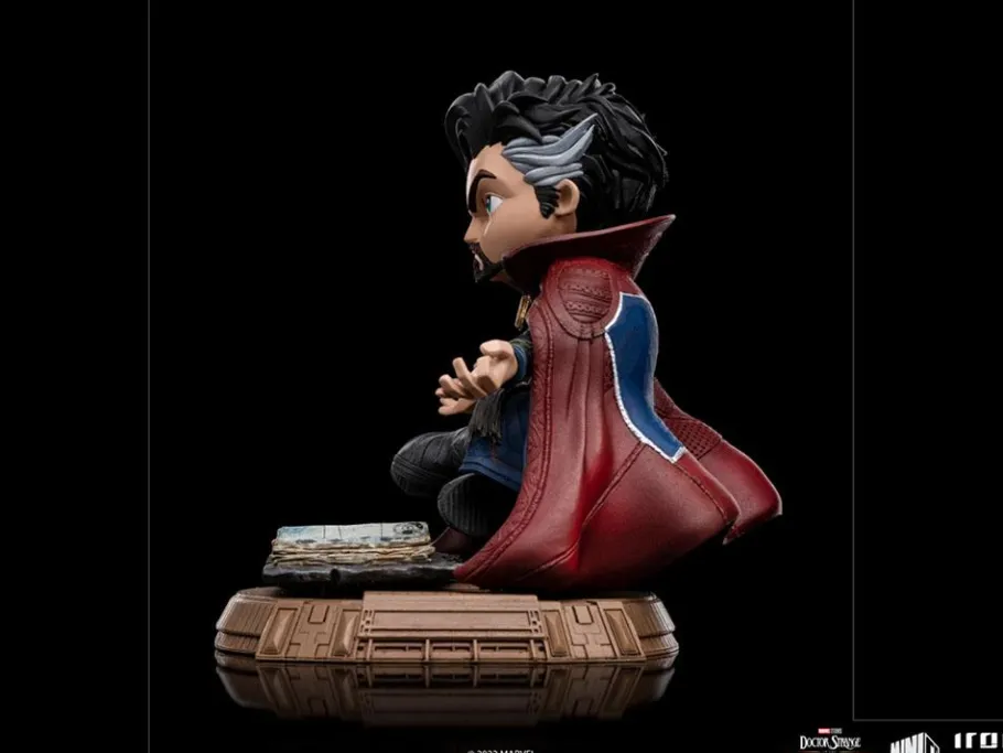 Designer Vinyl>Doctor Strange in the Multiverse of Madness - Stephen Strange MiniCo 6” Vinyl Figure