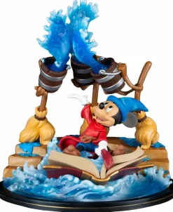 Designer Vinyl>Mickey Mouse Fantasia (1940) - Sorcerer Mickey Q-Fig MAX 7” Vinyl Figure