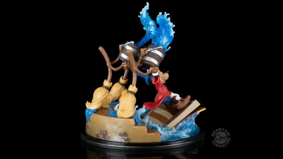 Designer Vinyl>Mickey Mouse Fantasia (1940) - Sorcerer Mickey Q-Fig MAX 7” Vinyl Figure