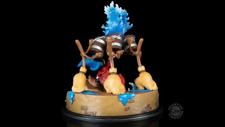 Designer Vinyl>Mickey Mouse Fantasia (1940) - Sorcerer Mickey Q-Fig MAX 7” Vinyl Figure