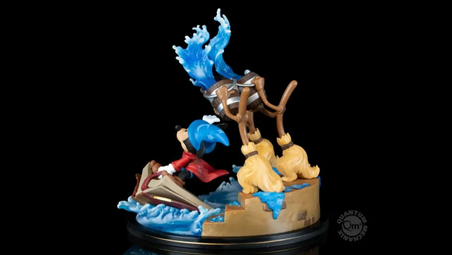 Designer Vinyl>Mickey Mouse Fantasia (1940) - Sorcerer Mickey Q-Fig MAX 7” Vinyl Figure