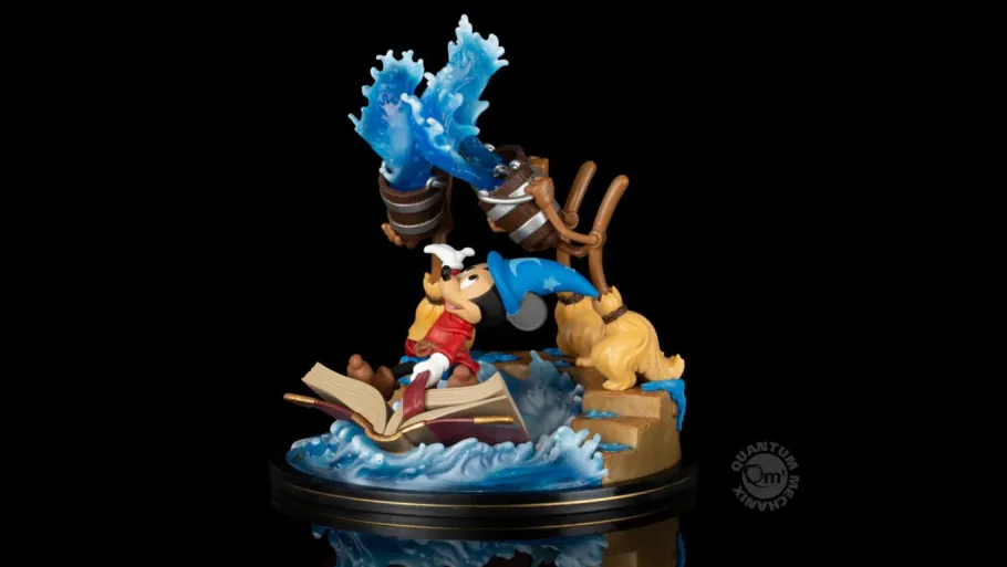 Designer Vinyl>Mickey Mouse Fantasia (1940) - Sorcerer Mickey Q-Fig MAX 7” Vinyl Figure