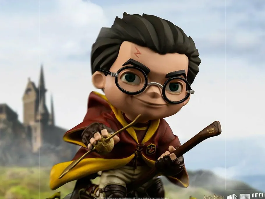 Designer Vinyl>Harry Potter - at the Quidditch Match MiniCo 7” Vinyl Figure