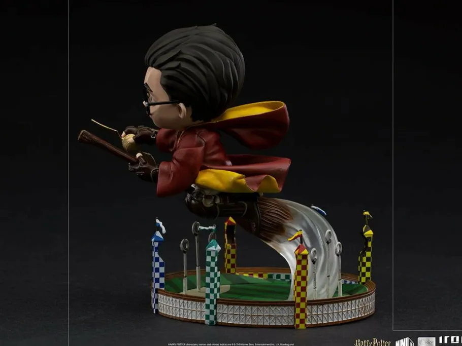 Designer Vinyl>Harry Potter - at the Quidditch Match MiniCo 7” Vinyl Figure