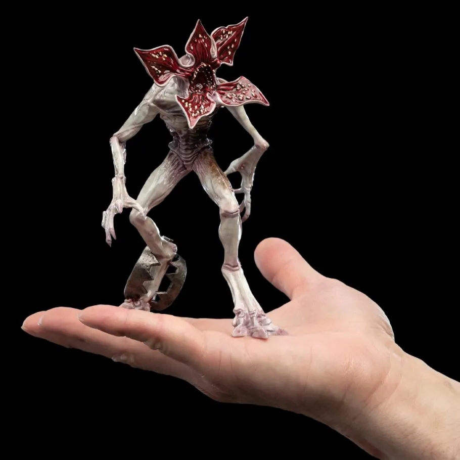 Designer Vinyl>Stranger Things - Wounded Demogorgon Mini Epics 6" Vinyl Figure