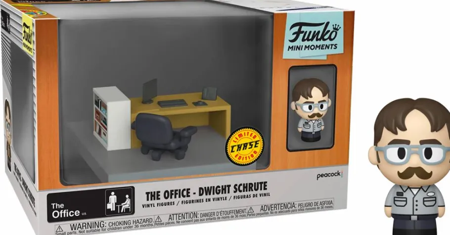 Designer Vinyl>The Office - Dwight Schrute with Dunder Mifflin Office Diorama Mini Moments Vinyl Figure