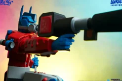 Designer Vinyl>Transformers - Optimus Prime 9” Vinyl Figure by Sket One