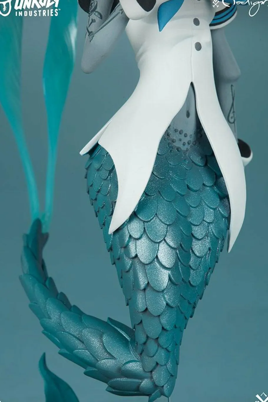 Designer Vinyl>Unruly Industries - Canary Blu 8” Vinyl Figure by Hainanu “nooligan” Saulque