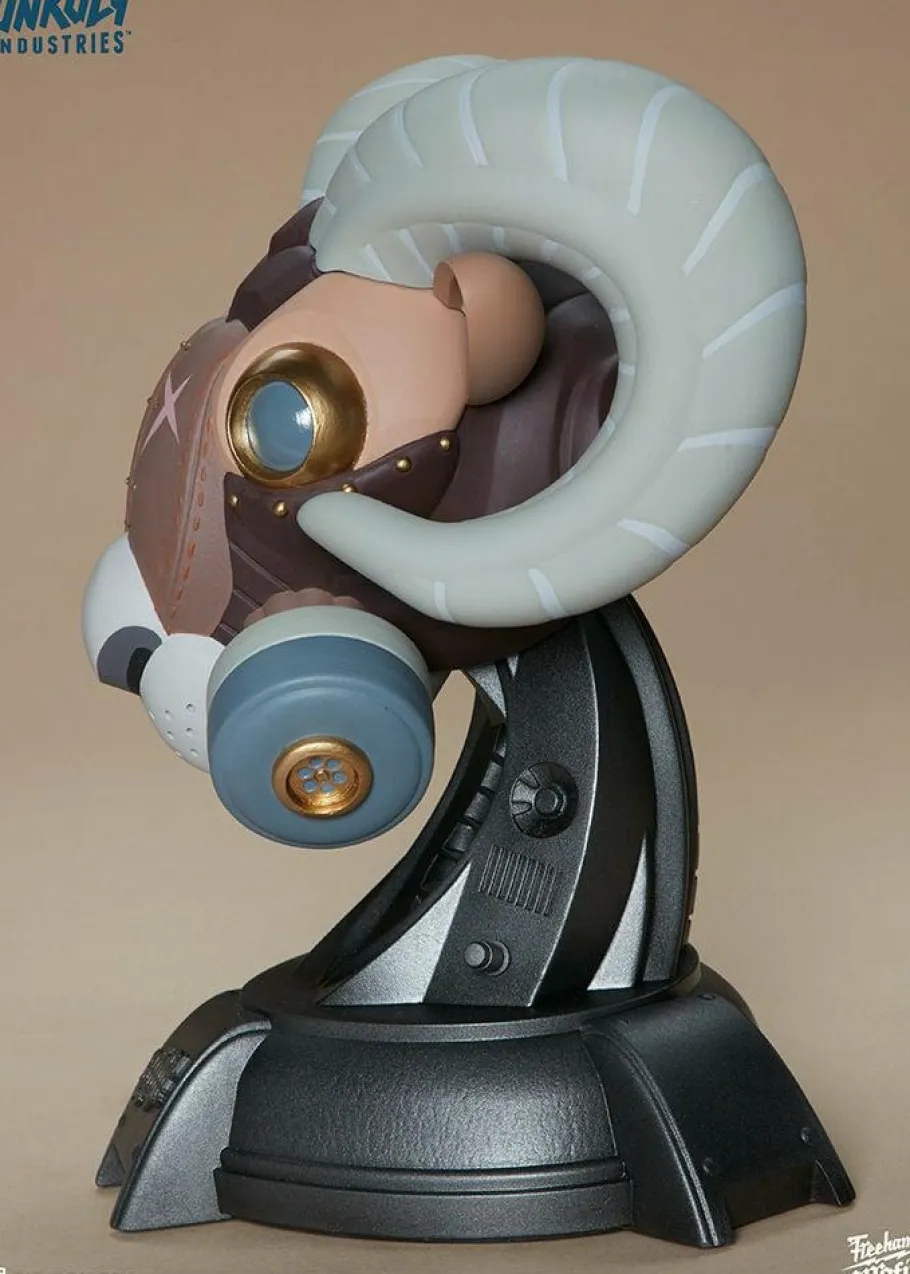 Designer Vinyl>Unruly Industries - Ram & Giraffe Guerrilla Squadron 9” Vinyl Figure Set by Freehand Profit