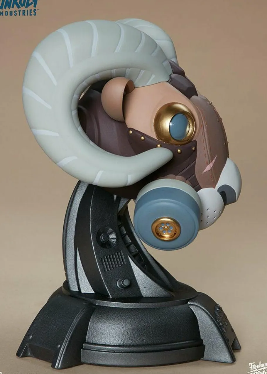 Designer Vinyl>Unruly Industries - Ram & Giraffe Guerrilla Squadron 9” Vinyl Figure Set by Freehand Profit