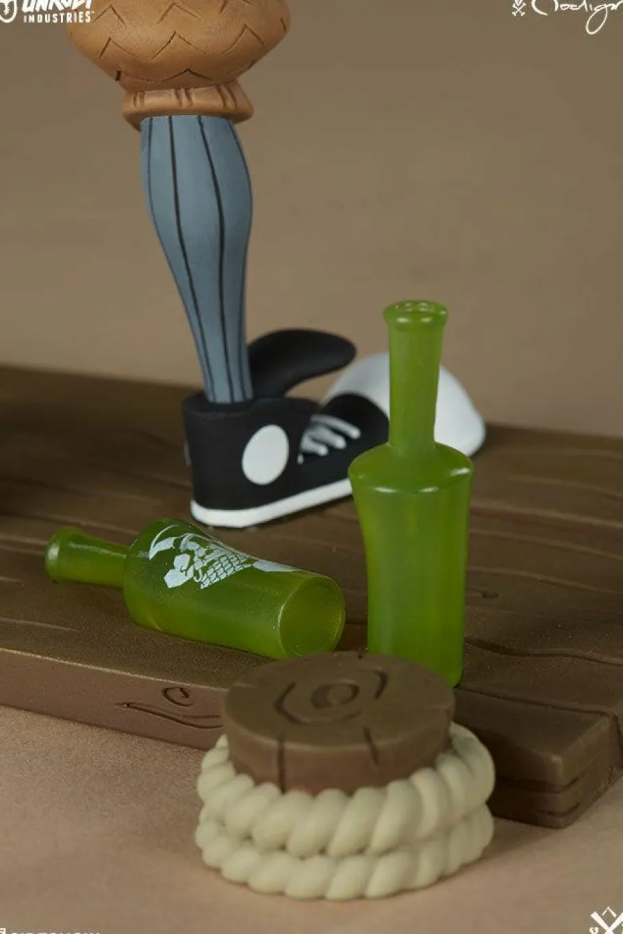 Designer Vinyl>Unruly Industries - Smiles 8” Vinyl Figure by Hainanu “nooligan” Saulque