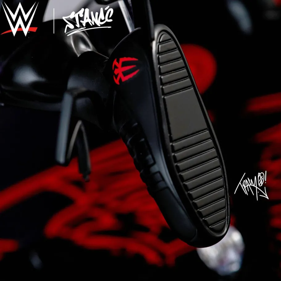 Designer Vinyl>WWE - Roman Reigns Limited Edition 8.5" Vinyl Figure by Tracy Tubera